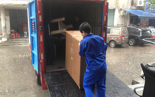 雨天無錫設備搬運該如何進行操作？