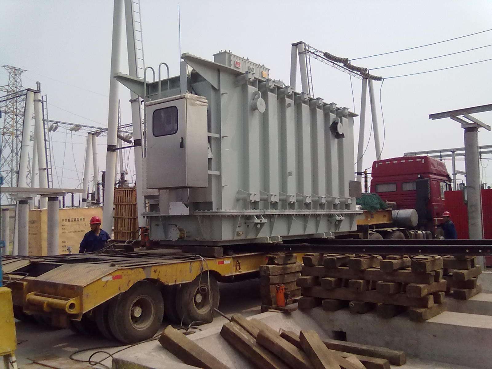 無錫設備吊裝搬運廠家設備搬遷移位應該怎么辦？